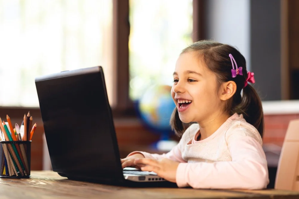 WeCreativez WhatsApp Support